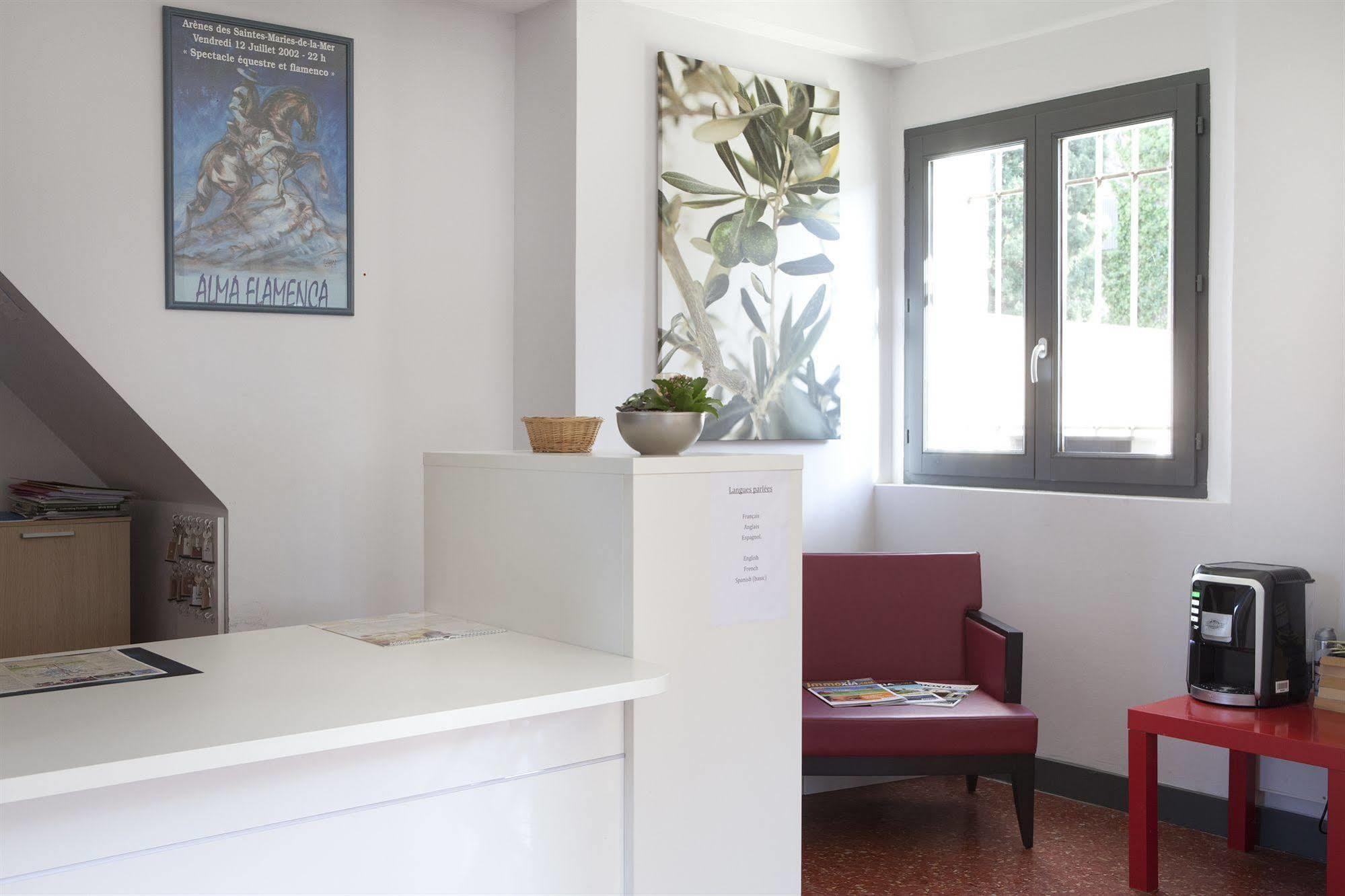 Mas De Valrugues Holifrance Aparthotel Saint-Rémy-de-Provence Eksteriør bilde