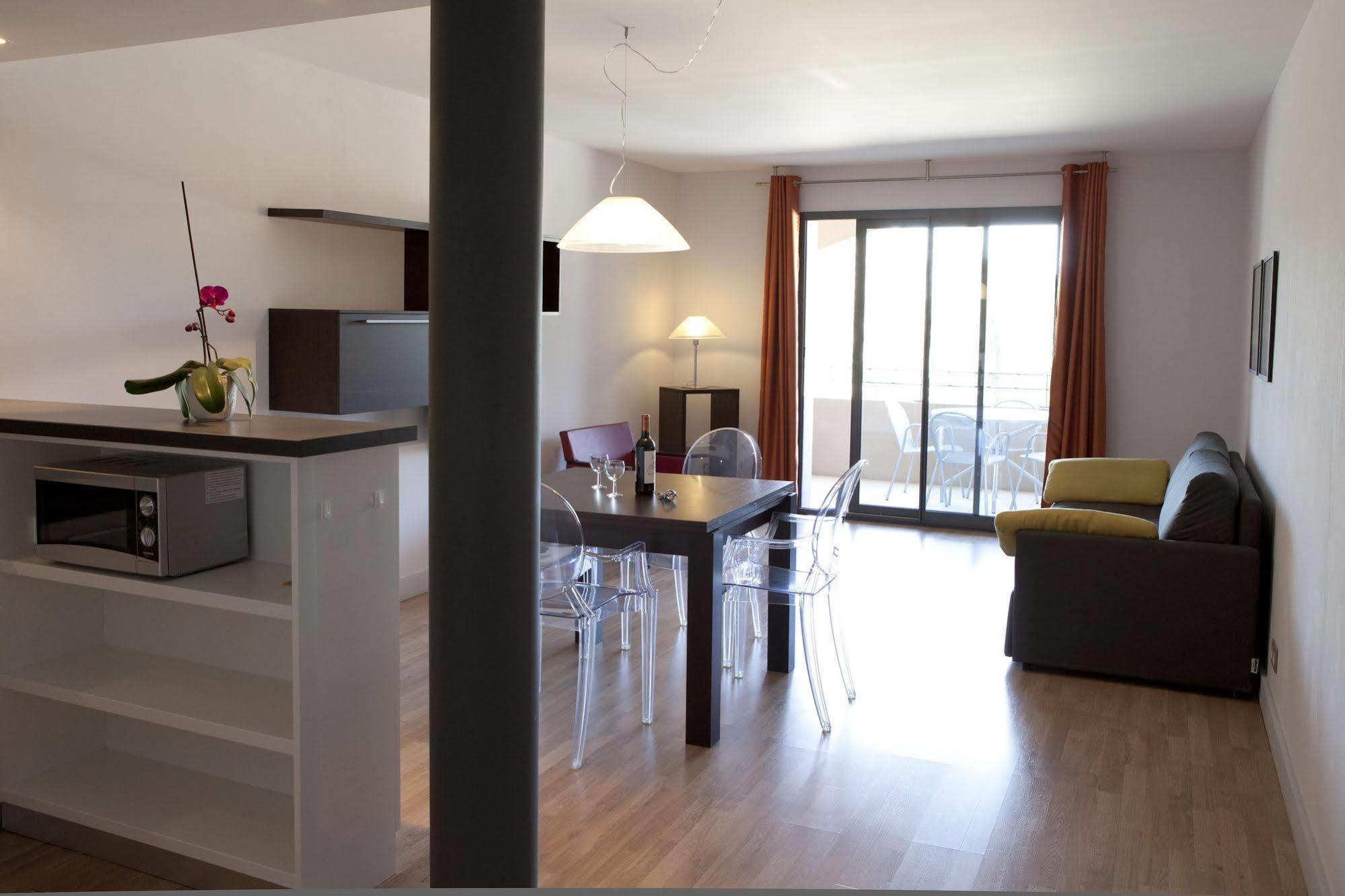 Mas De Valrugues Holifrance Aparthotel Saint-Rémy-de-Provence Eksteriør bilde