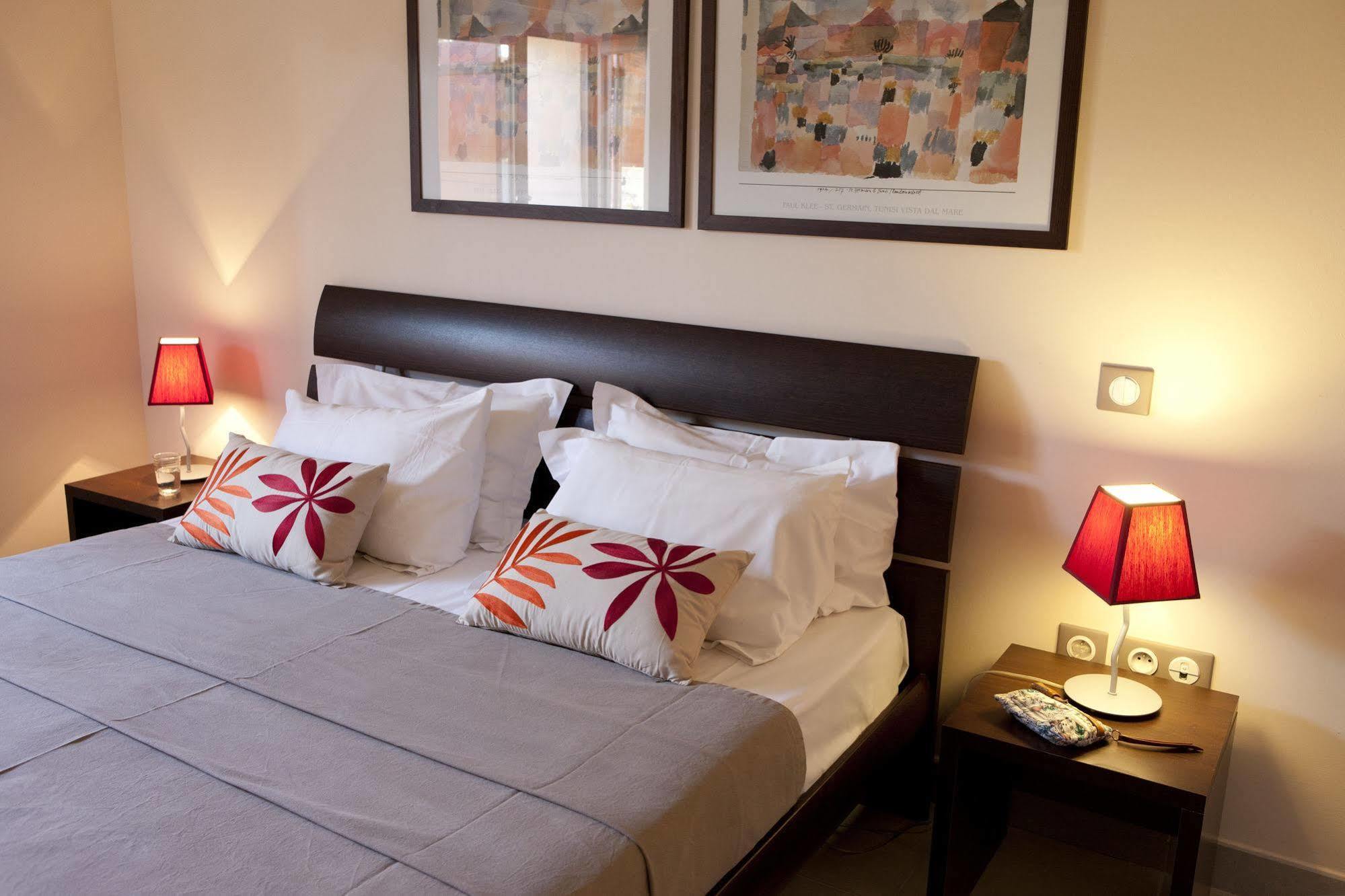 Mas De Valrugues Holifrance Aparthotel Saint-Rémy-de-Provence Eksteriør bilde